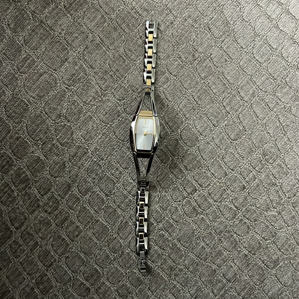Guess Woman’s Watch - Picture 3 of 7
